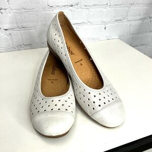 Gabor Hovercraft Metallic Silver Perforated Leather Flats Size 4